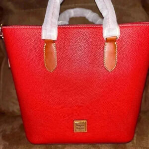 NWT Dooney and Burke Editors Tote